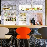 Ibis Chateau