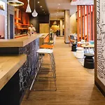 Ibis Chateau Hotel 3*