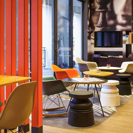 Ibis Château Hotel 3*
