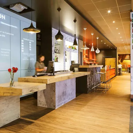 Ibis Chateau Hotel