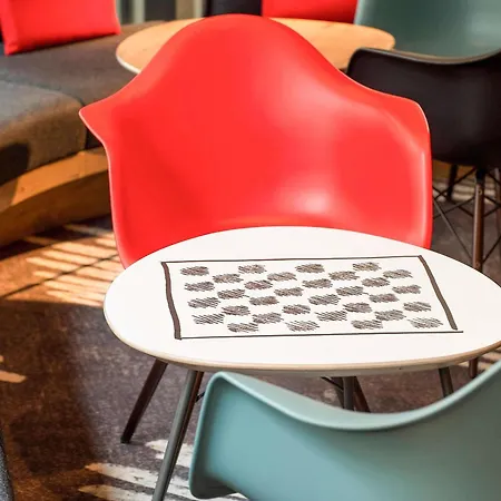 Ibis Chateau فندق