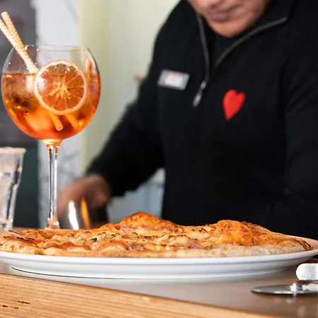 Ibis Chateau فندق فيرفاي