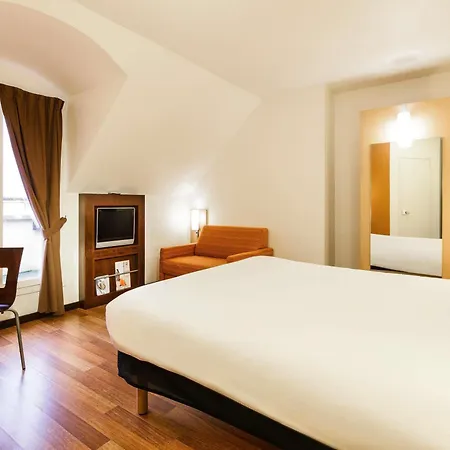 فندق Ibis Chateau فيرفاي