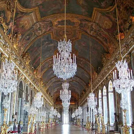 Ibis Chateau فندق 3*