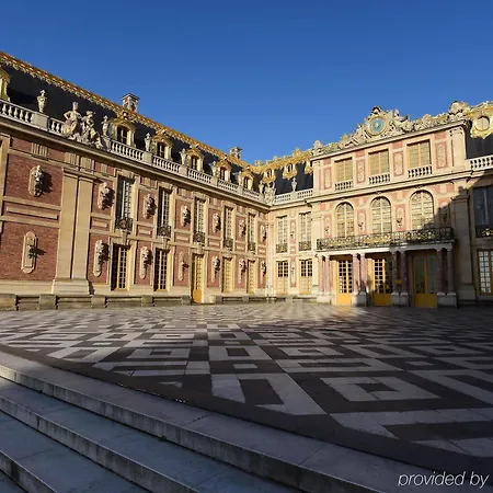 فندق Ibis Chateau