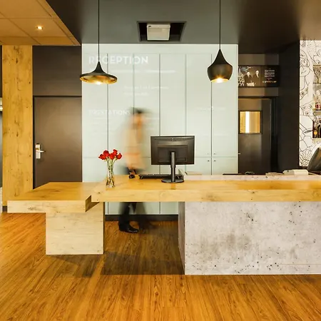 Ibis Chateau Отель 3*