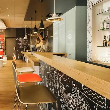 Ibis Chateau 3*