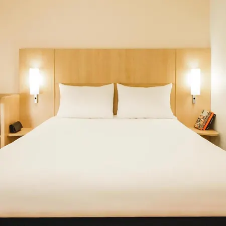 מלון Ibis Chateau