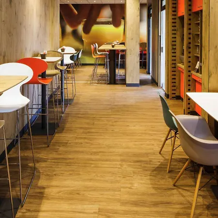 Ibis Chateau Versailles