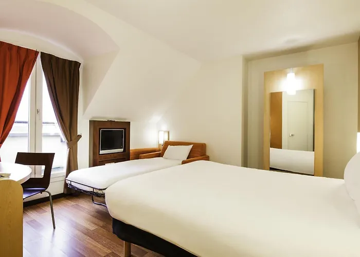 Ibis Chateau Hotell 3*