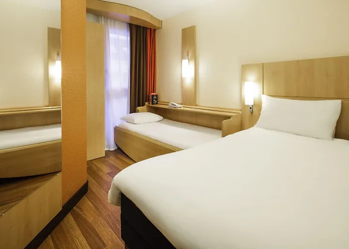מלון Ibis Chateau