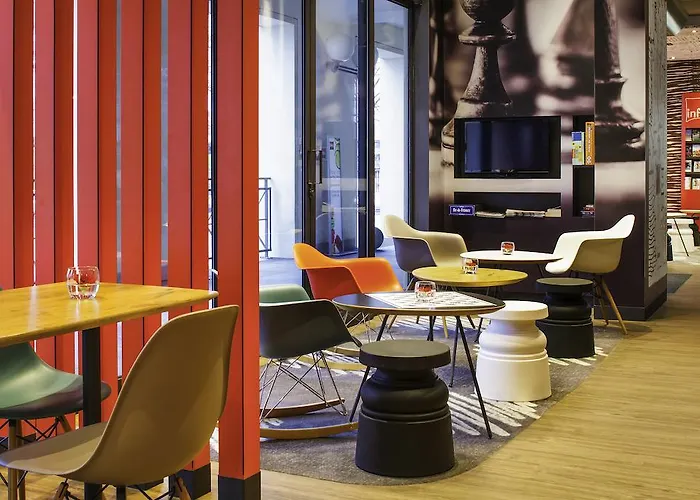 Ibis Chateau Hotel 3*