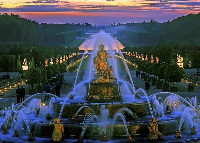 Ibis Chateau Hotel 3*